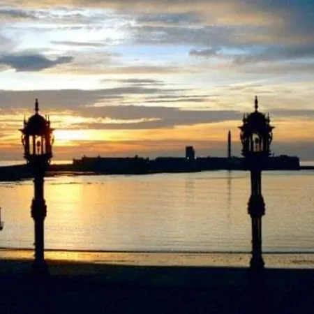 Sol * Cádiz