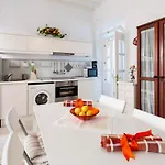 Apartment Sol *